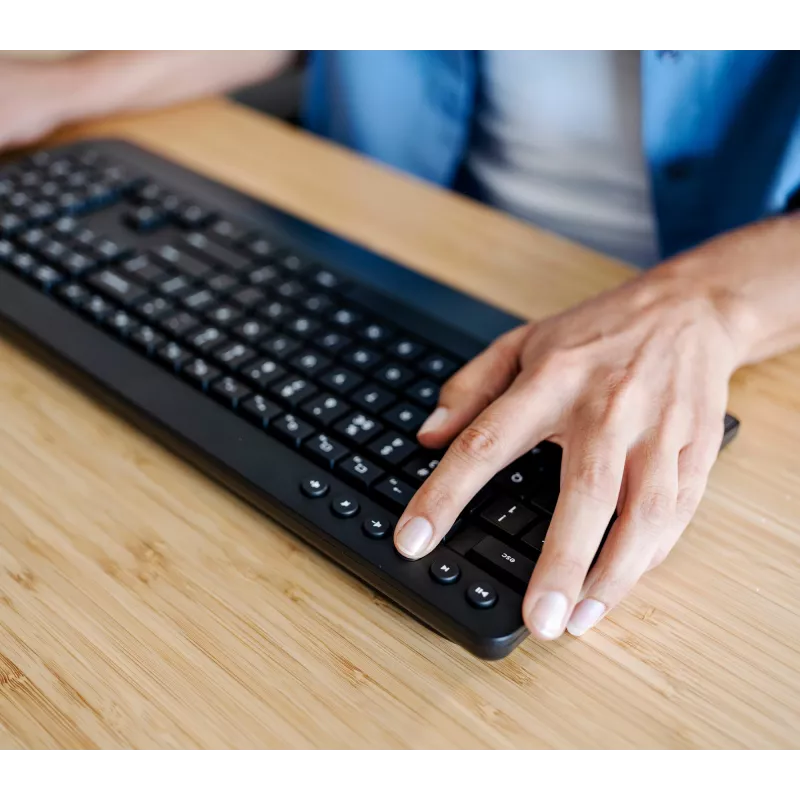 Trust Trezo Klawiatura z myszą Biurowa RF Bezprzewodowa AZERTY Belgijska Czarna