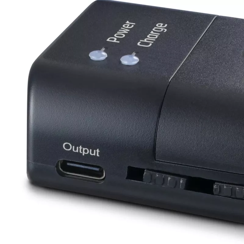 Ładowarka do akumulatorów HAMA 00081390 do cyfrowych aparatów fotograficznych — USB, kompatybilna z Li‑Ion i NiMH, wejście 5V