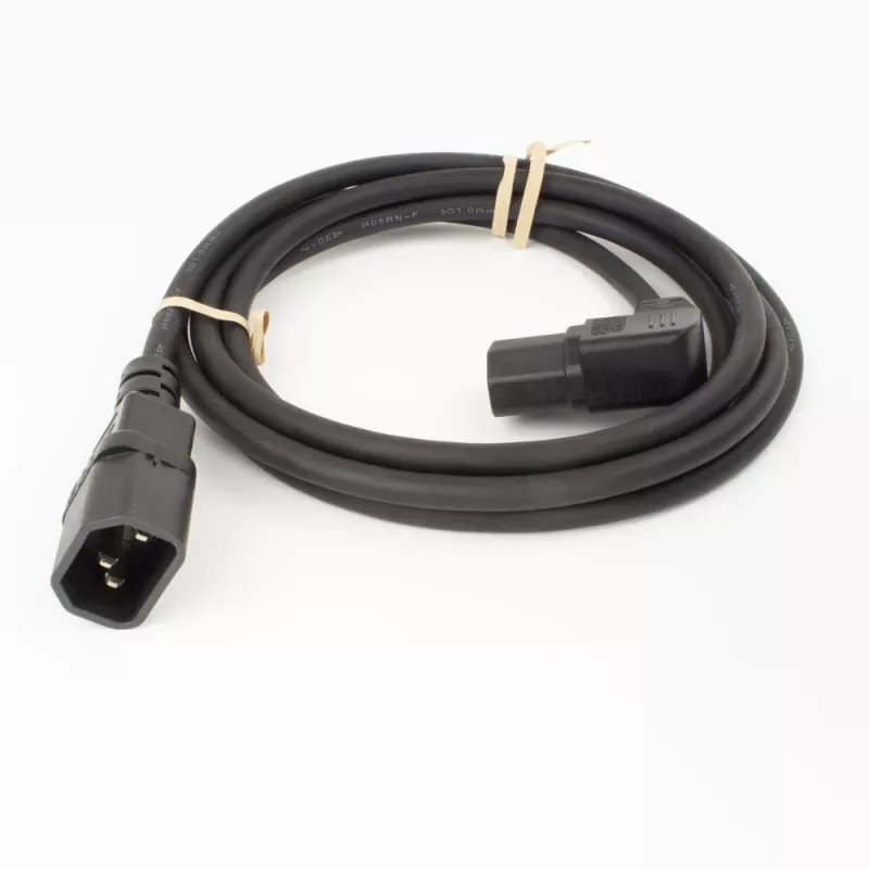 ACT Kabel zasilający C14 - C15 (kątowy prawy) IEC60320 czarny 0,6 m
