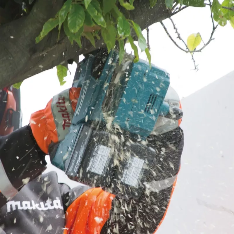 Top Handle Battery-Chainsaw DUC256Z, 36Volt (2x18V) Niebieski/czarny, bez akumulatora i ładowarki