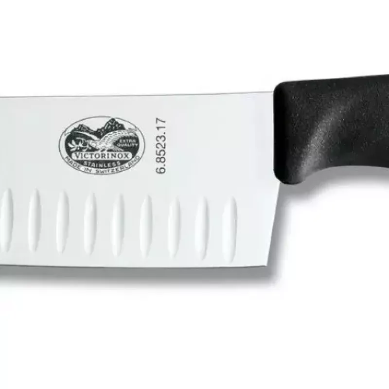 Nóż Santoku Victorinox SwissClassic 6.8523