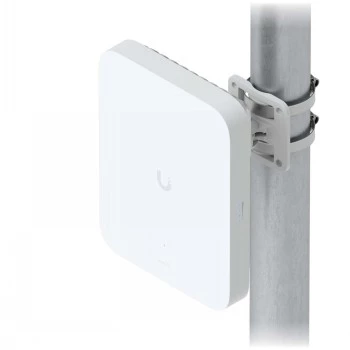 Ubiquiti UniFi 5G Max Outdoor 5G DL do 3,6 Gbit/s, 4G DL do 1,6 Gbit/s, 1x 2.5G LAN, ochrona przed warunkami atmosferycznymi IPX6