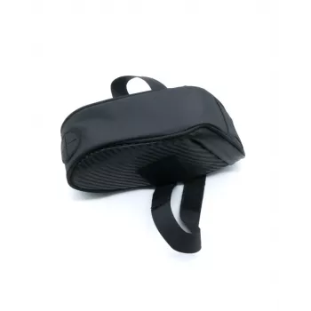 Torba podsiodłowa Motus Under-Saddle Bag Czarny — kompaktowy schowek pod siodło rowerowe