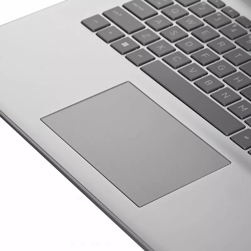 Laptop HP 17-CN3003D — 17.3-calowy wyświetlacz, Intel Core i3-N305, 8 GB RAM, 256 GB SSD, Bluetooth, Windows 11, srebrny