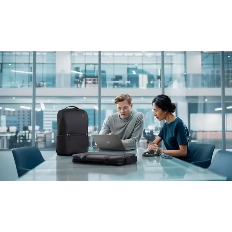 Plecak Dell CP3724 do laptopów do 40,6 cm (16 cali) — poliester, 0,5 kg, czarny