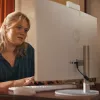 Komputer All-in-One HP 27-cr0232nw — AMD Ryzen 5 7520U, 16 GB RAM, 512 GB SSD, 27 cali FHD, Windows 11 Home, Wi‑Fi 6 (biały)