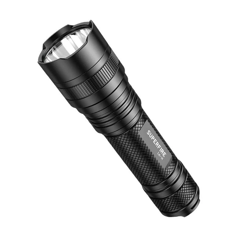 Latarka Superfire L6-H — ręczna latarka LED 900 lm, 15W