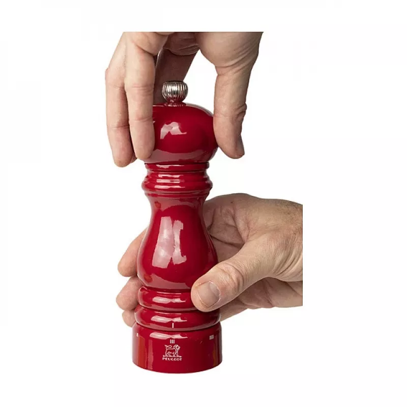 Młynek do pieprzu PEUGEOT Paris 18 cm uSelect, czerwone lakierowane drewno, regulowane mielenie