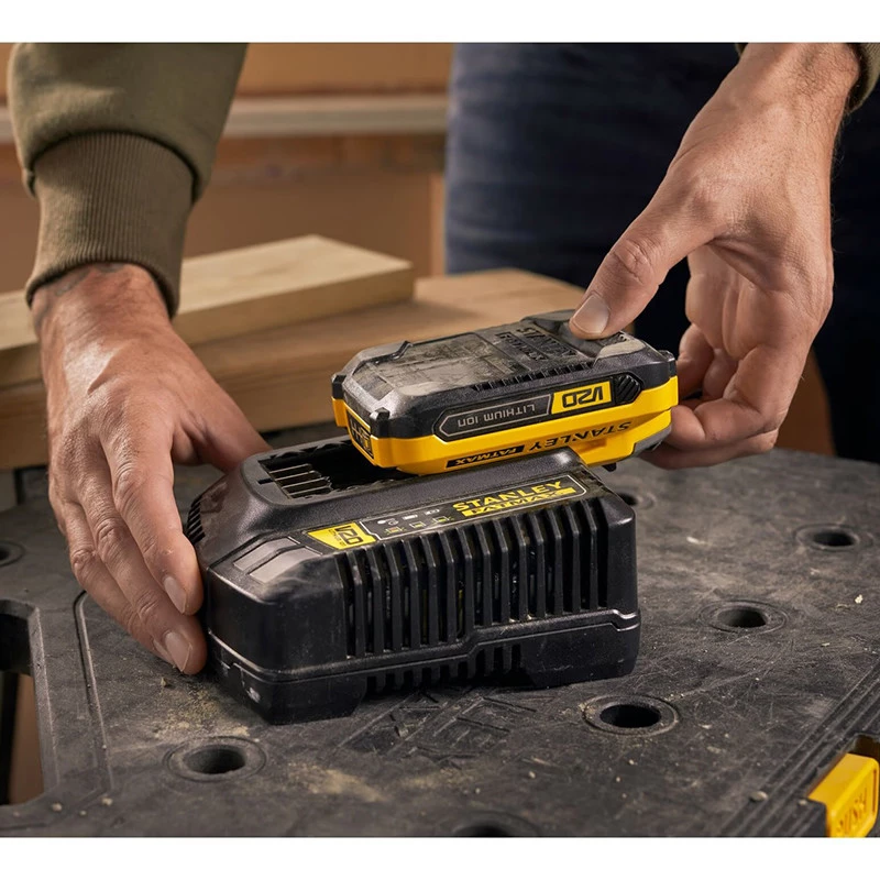 Ładowarka Stanley SFMCB14-QW 18 V DC