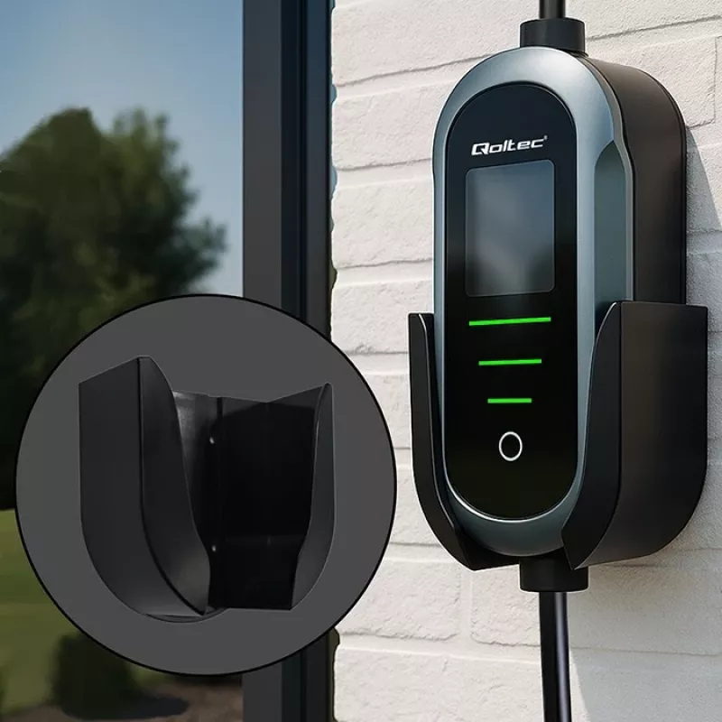Ładowarka samochodowa elektryczna naścienna QOLTEC 7 kW 230V CEE 32A z Wi‑Fi i LCD (model 52721)