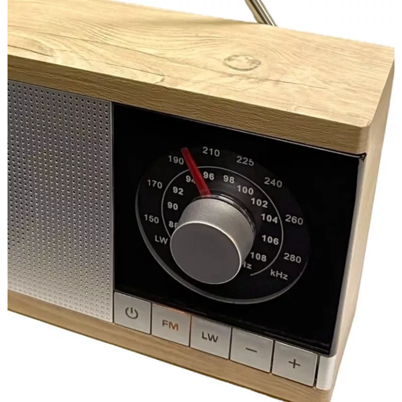 Radio Krystyna w drewnianej obudowie