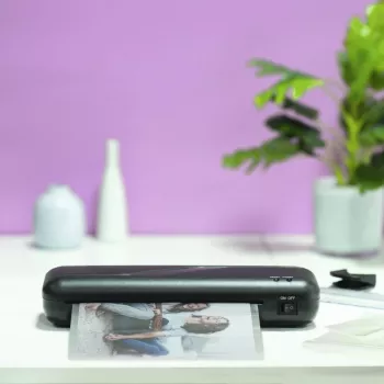 Laminator na gorąco HAMA 00050573 — maks. szerokość laminowania 230 mm, czas nagrzewania 3 min, czarny