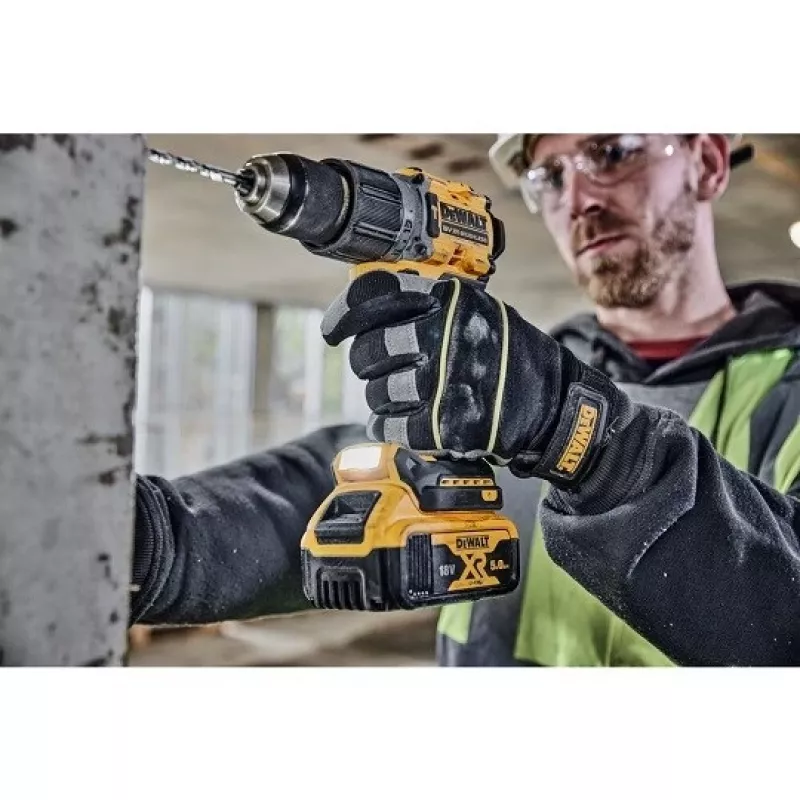 DeWalt DCK2026P2T-QW Zestaw kombinowany DCD805 + DCG405, 18 V XR 2×5,0 Ah czarny, żółty