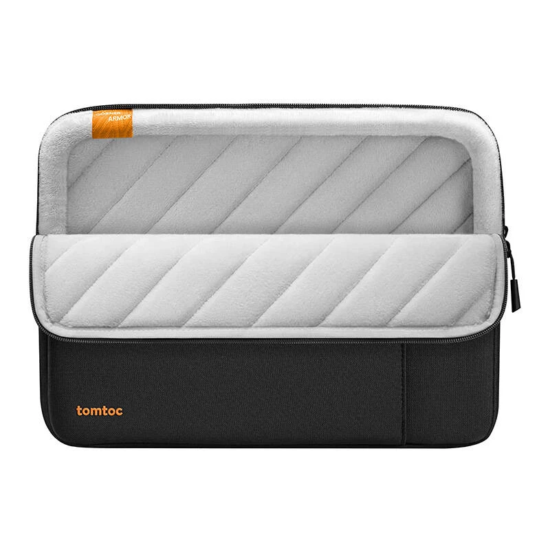 Etui na laptop Tomtoc Defender-A13 dla urządzeń 13,3-calowych, model A13E3D1, wyściełane etui ochronne