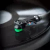 Audio-Technica AT-VM95E/H wkładka gramofonowa z fabrycznie zamontowaną muszlą AT-HS6BK (czarno-zielona)
