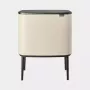 Brabantia Bo Touch Bin 34 L 2 kosze Beżowy Szerokość 540 mm Głębokość 312 mm Wysokość 680 mm