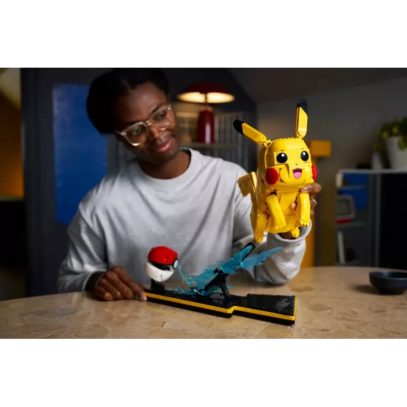 LEGO POKÉMON 72152 Pikachu and Poke Ball