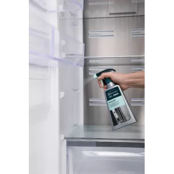 Electrolux spray do czyszczenia lodówek M3RCS301 — spray pielęgnacyjny do wnętrza lodówki