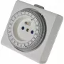 Analogowy zegar sterujący REV 0025020109 WS compact biały — mechaniczny wyłącznik czasowy do codziennego sterowania