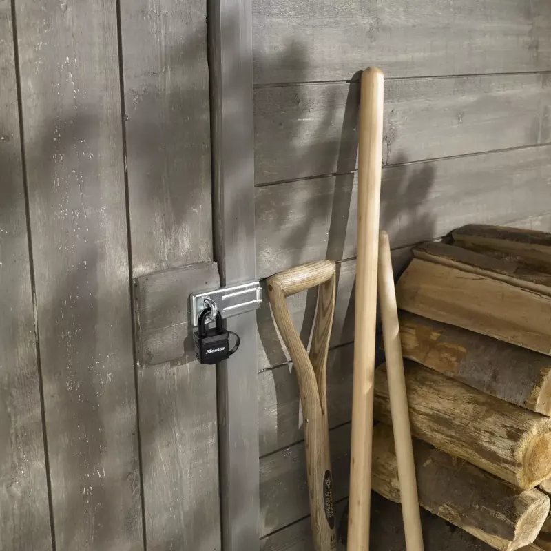 Kłódka MASTER LOCK 7804EURT 2 x 40 mm stal laminowana czarna