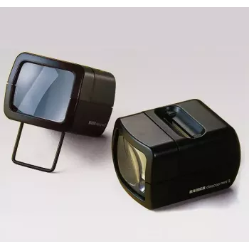 Projektor slajdów KAISER 2010 — kompaktowe powiększenie 3×, 75×105×60 mm, bateria 1,5 V
