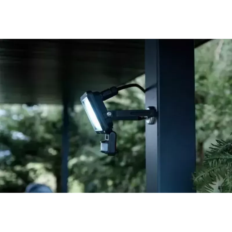 Reflektor LED Brennenstuhl JARO 3060 P 20W 2300lm 6500K z czujnikiem ruchu