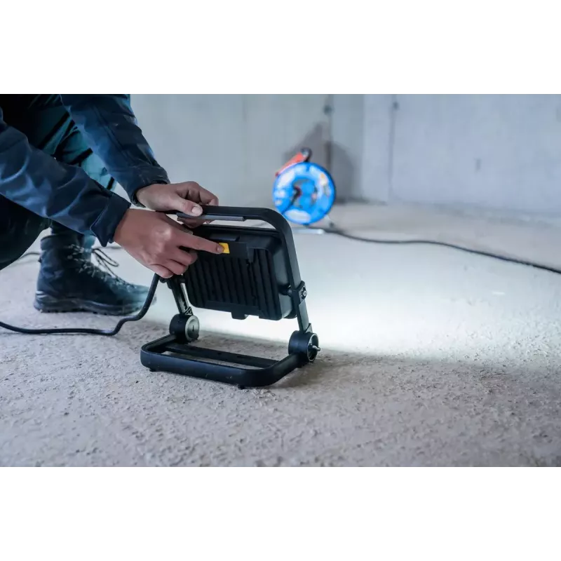 Reflektor LED Brennenstuhl 1171250547 czarny 50 W IP65