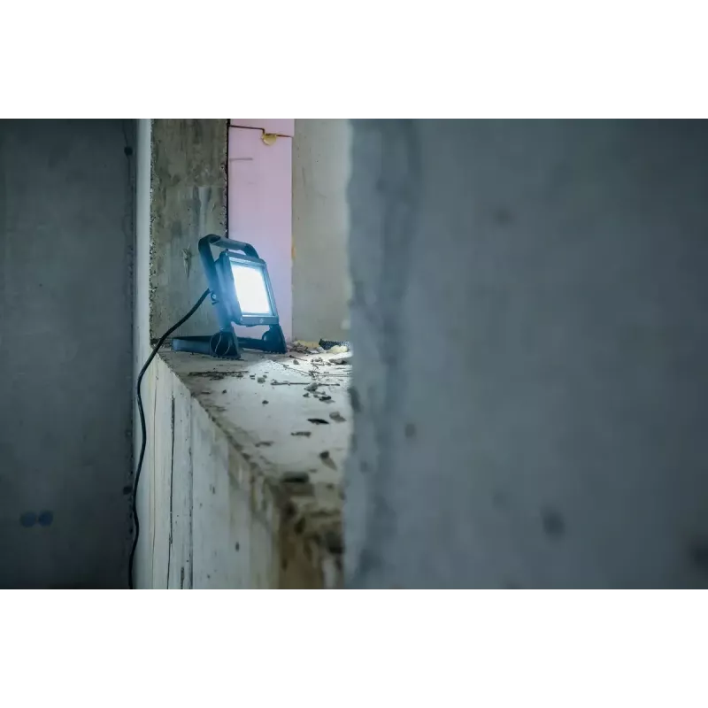 Reflektor LED Brennenstuhl 1171250547 czarny 50 W IP65