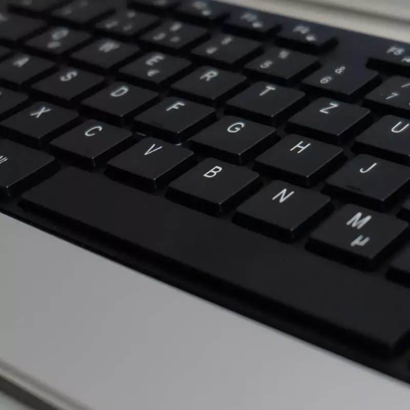 Klawiatura i mysz w zestawie MediaRange MROS105