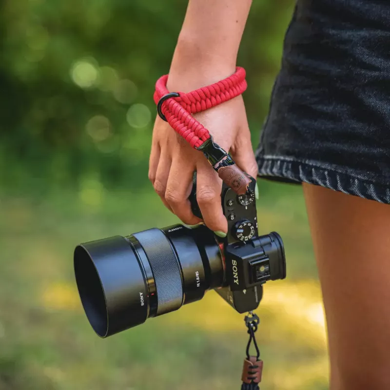 Pasek do aparatu MOBOTIX C-Rope Claw do aparatów cyfrowych, nylonowy granatowy, maks. długość 30 cm