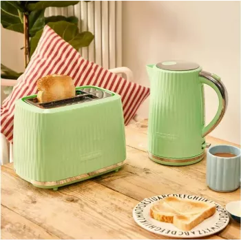 Czajnik Russell Hobbs 27364-70 1.7 L zielony
