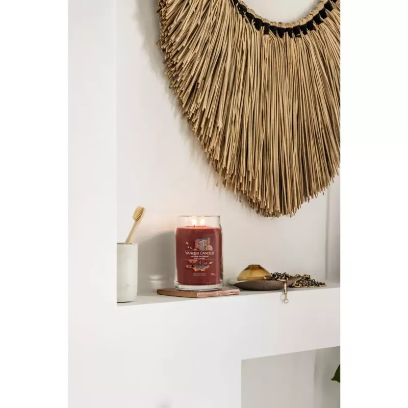 Świeca woskowa Yankee Candle 1743378E czerwona 157 mm wysokości 9,3 cm średnicy 567 g