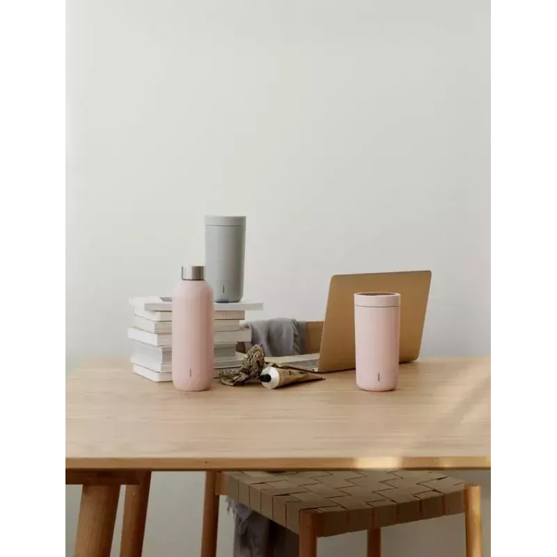 Kubek termiczny Stelton To Go Click 400 ml Szary pokrywka ze stali nierdzewnej wnętrze z polipropylenu 72×80 mm