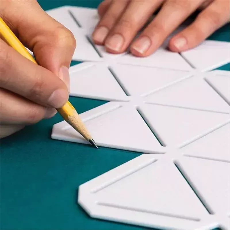 Szablon sylwetki Fiskars 1059566 Biały plastik dla dorosłych i dzieci