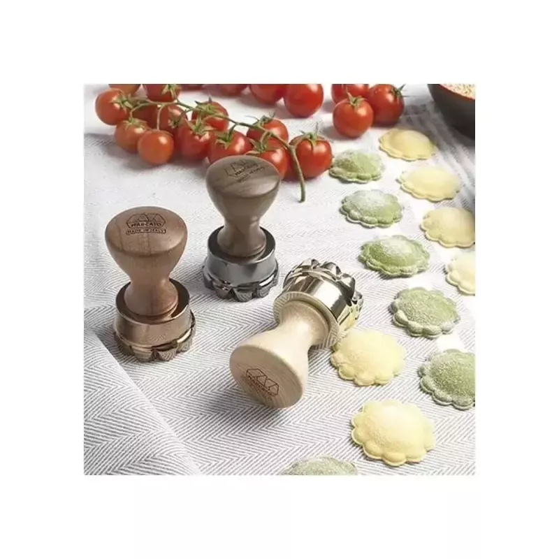 OKRĄGŁA FORMA DO RAVIOLI Z ZĄBKOWANYMI BRZEGAMI ø65mm