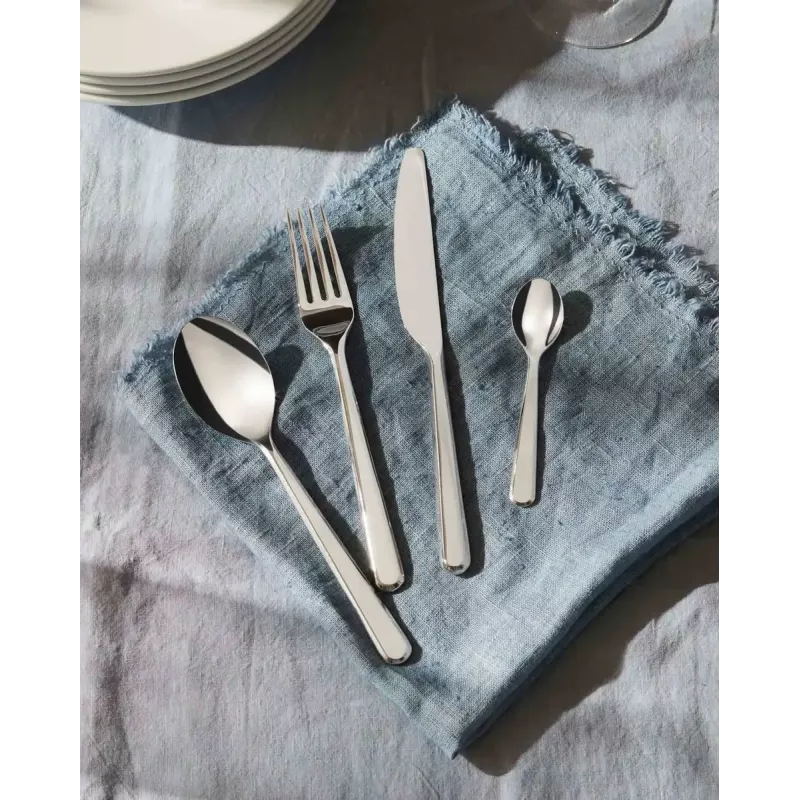 Zestaw sztućców kuchennych ALESSI BG02S24 — komplet noży i widelców stołowych, stal nierdzewna