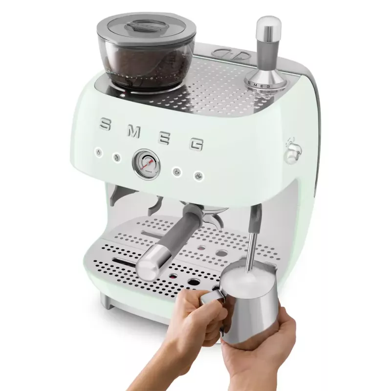 Ekspres do kawy Smeg 2,4L EGF03PGEU