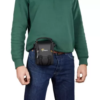 Pokrowiec na pasek Lowepro Adventura SH 115 III Czarny z paskiem na ramię