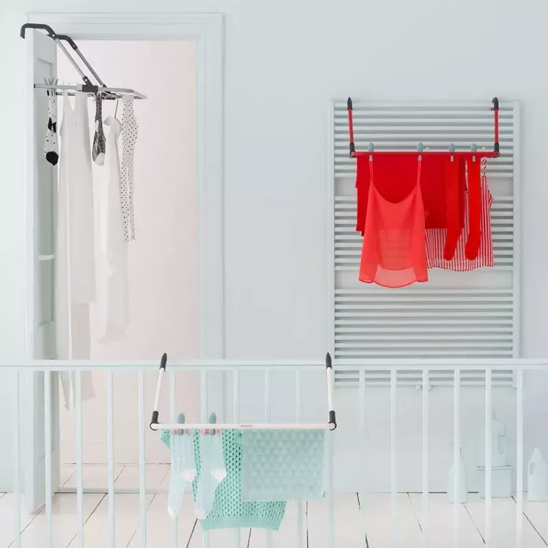 Suszarka na pranie z klipsami do zawieszenia Brabantia 105241 biała 710 mm x 290 mm x 690 mm