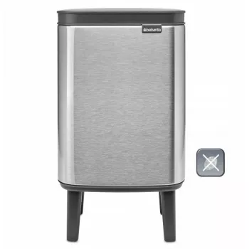 Mini kosz na śmieci BRABANTIA BO 4L Matte Steel Fingerprint Proof — 4-litrowy kosz pedałowy ze stali nierdzewnej