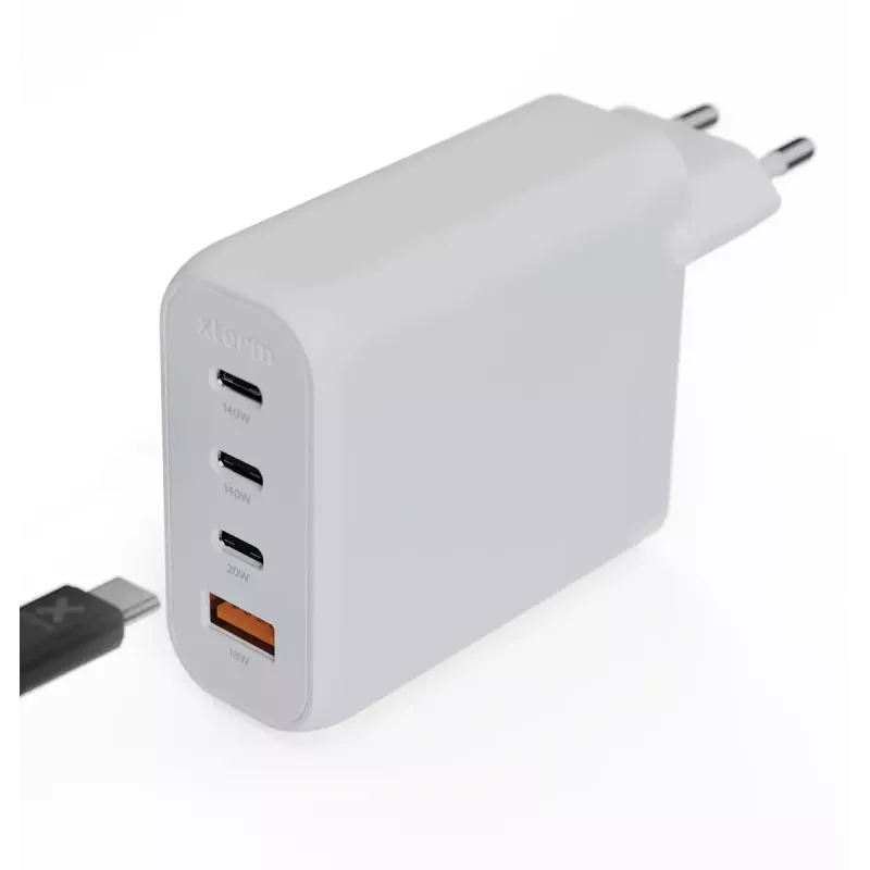 Xtorm 140W GaN² Ultra Wall Charger Indoor AC Universal 3 USB Type-C Fast Charging
