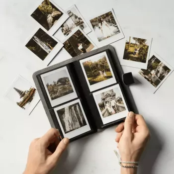 Album fotograficzny Fujifilm Instax SQUARE 70100149656 do kwadratowych odbitek natychmiastowych