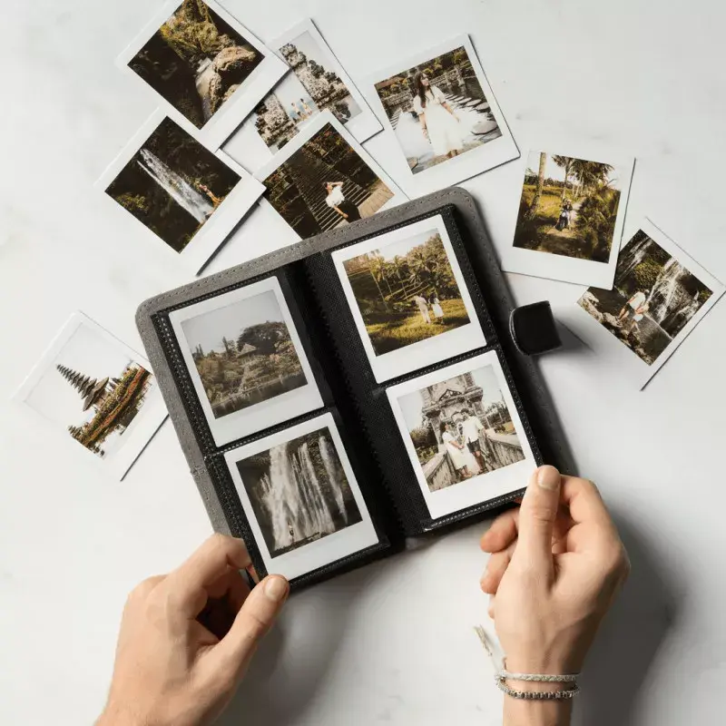 Album fotograficzny Fujifilm Instax SQUARE 70100149656 do kwadratowych odbitek natychmiastowych
