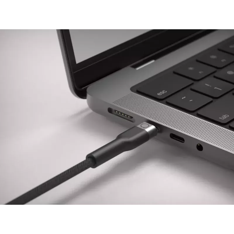 Kabel USB-C na Lightning LINQ byELEMENTS 2m z certyfikatem MFi czarny