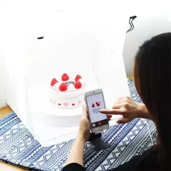 Lampa światła ciągłego do studia fotograficznego pomarańczowymonkie M1000R