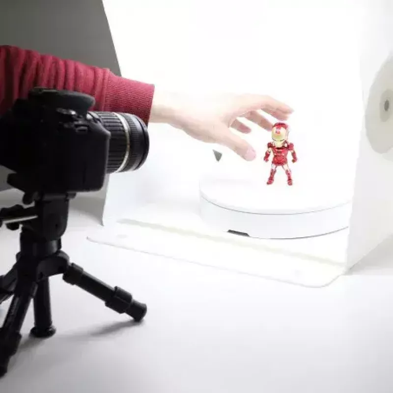 Lampa światła ciągłego do studia fotograficznego pomarańczowymonkie M1000R