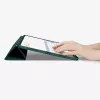 Flip case Spigen Urban Fit 33 cm (13 cali) do iPad Pro 2024 Zielony