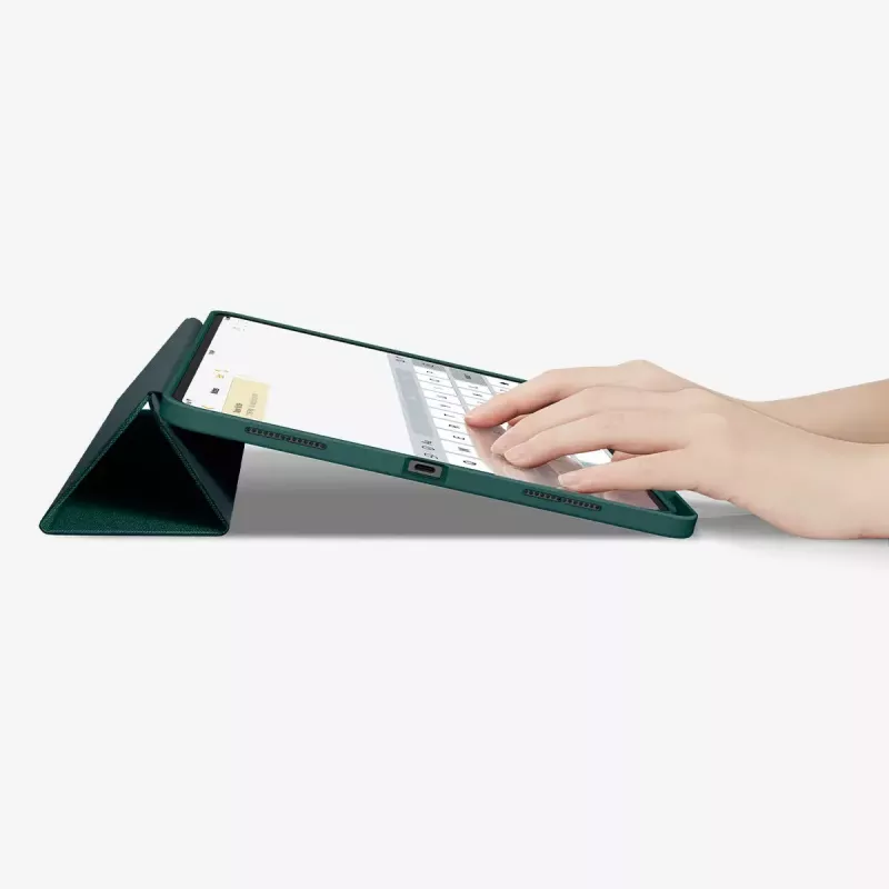 Flip case Spigen Urban Fit 33 cm (13 cali) do iPad Pro 2024 Zielony