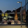 Glovii Samodzielna Solarna Lampa Uliczna LED z Aplikacją, Czujnikiem PIR i Wysokim Strumieniem Świetlnym