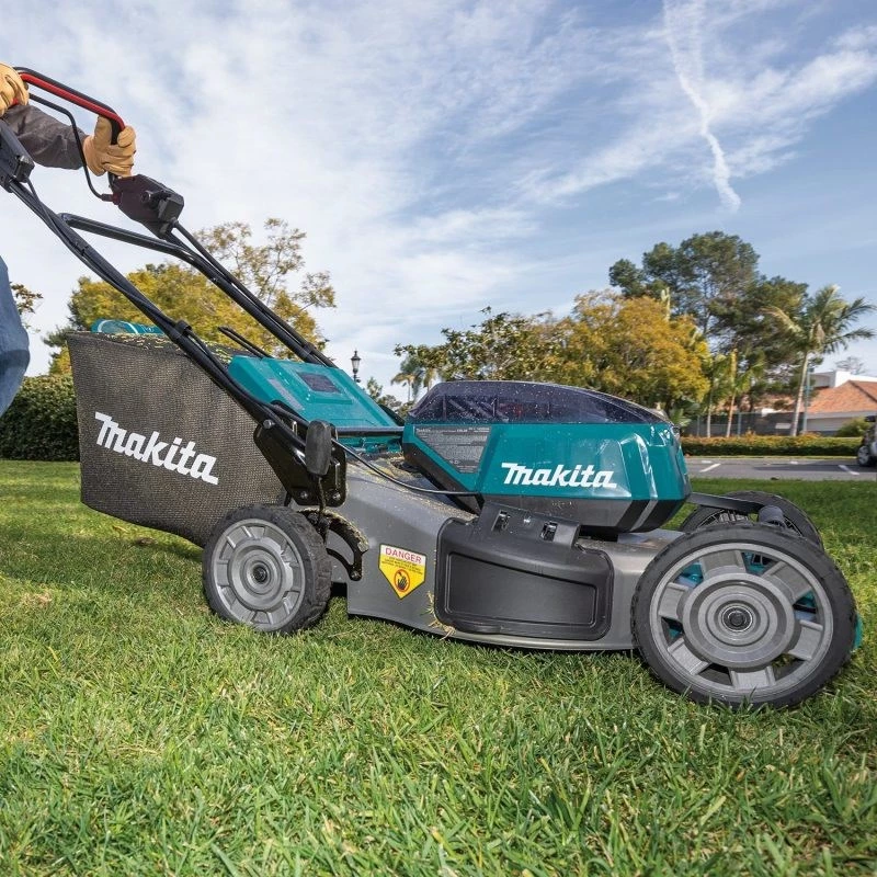 Makita DLM532PT4 kosiarka ręczna akumulatorowa czarno-niebieska